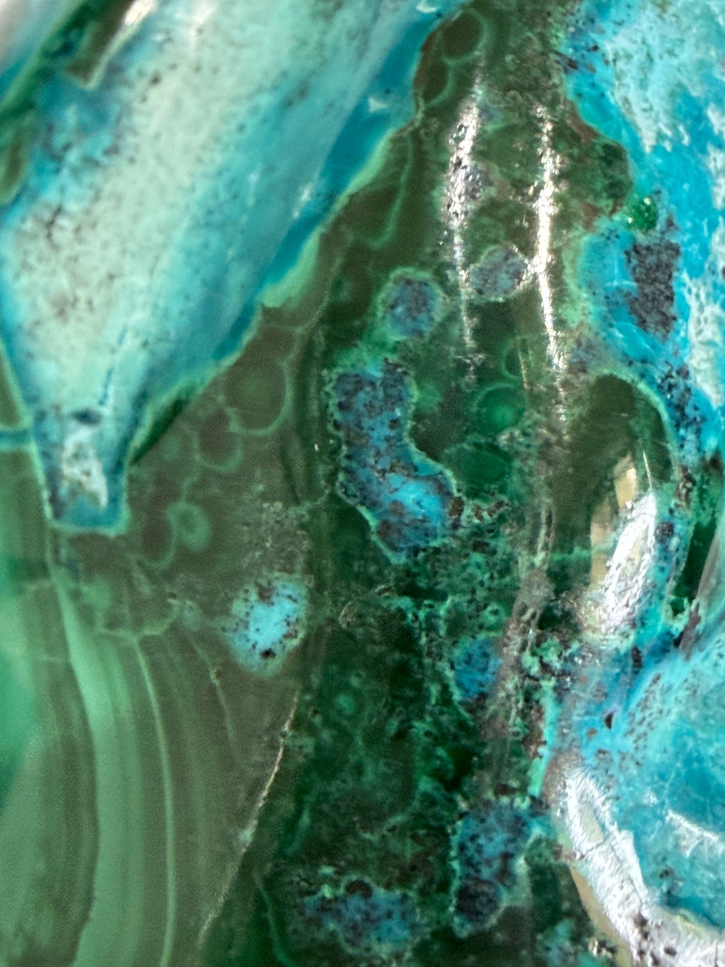 Chrysocolla with Malachite Freeform Premium– Madagascar – 275g -