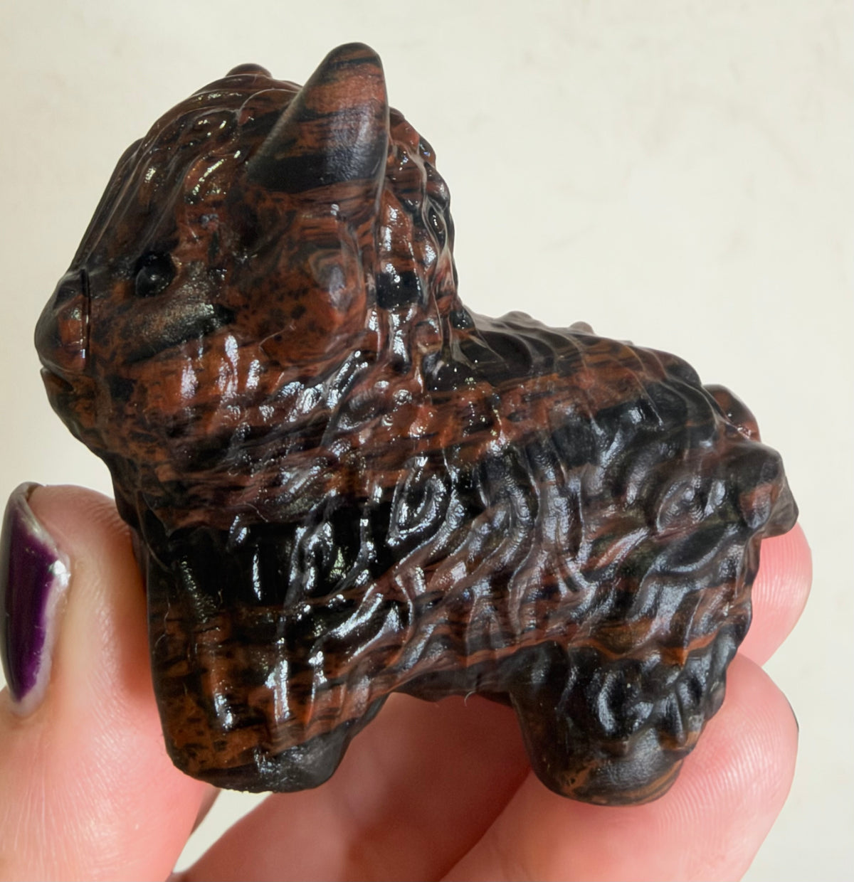 Highland Cow Mahogany Obsidian Carving – 5–6 cm