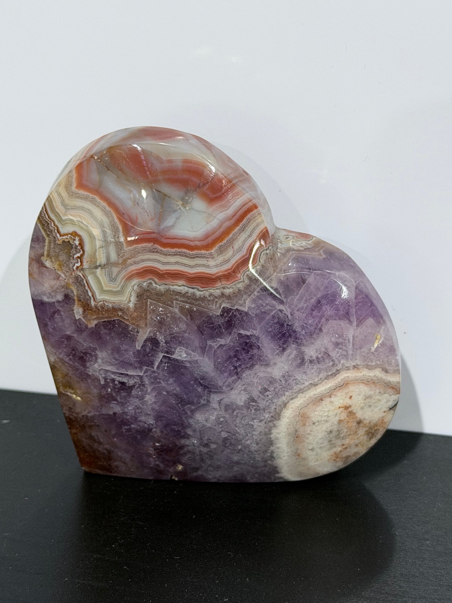 Amethyst & Agate Banded Heart – Self-Standing | 7.2 × 6.6 cm | 146g C