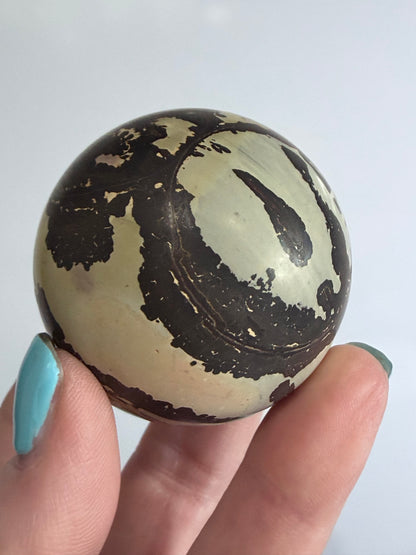 Picture Jasper Sphere – 163g | 5cm A
