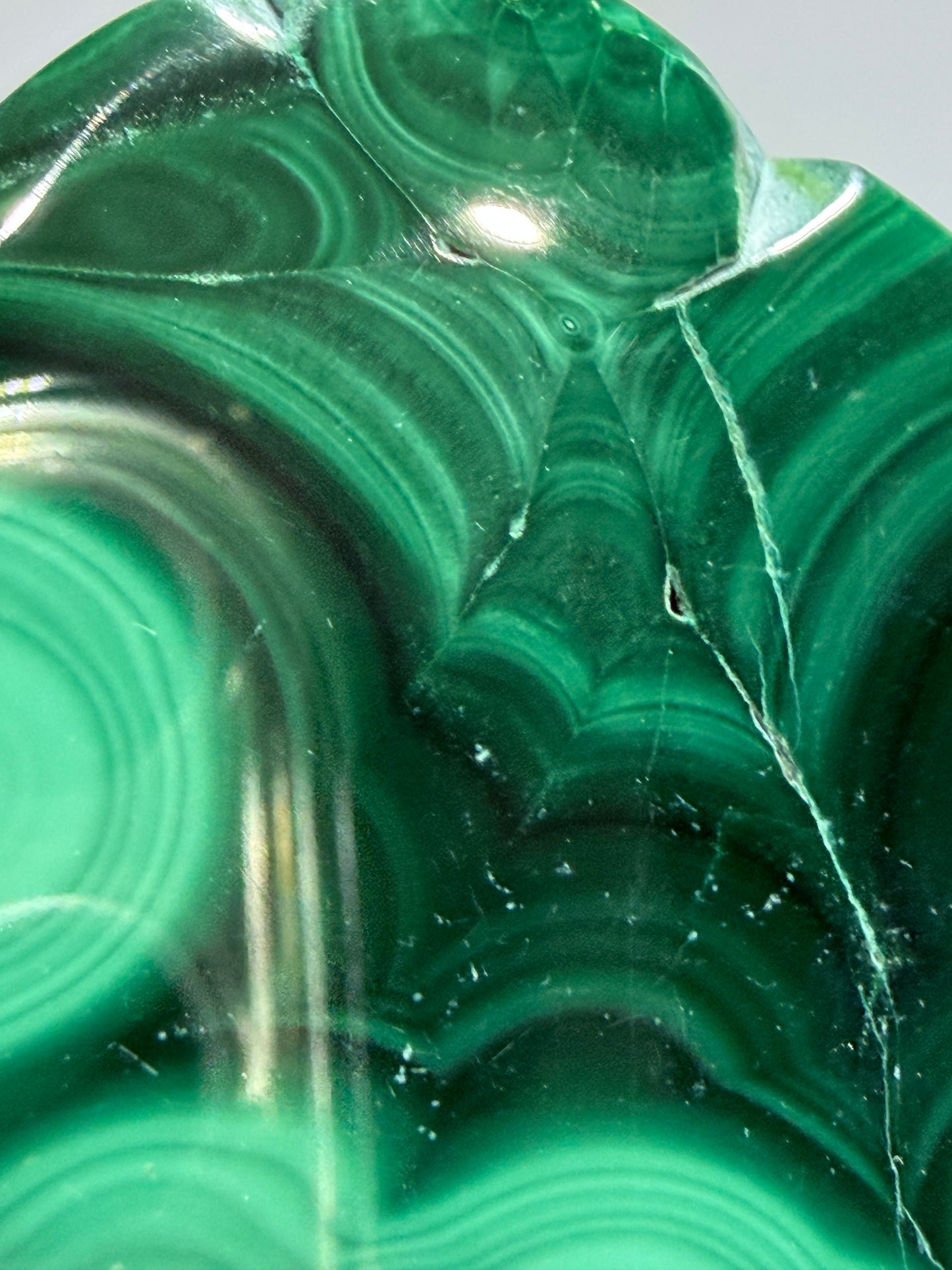 Congo Malachite Freeform With Stand – 5.8cm (C)