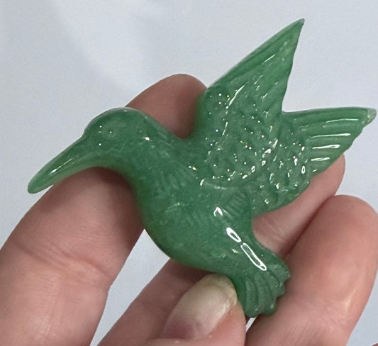 Green Aventurine Hummingbird Carving – 5cm with Stand