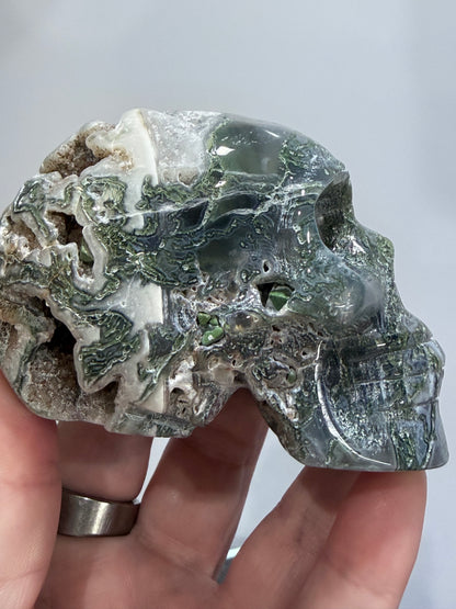 Moss Agate Druzy Skull – 8cm 277g