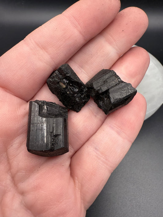 Raw Tourmaline - Crystal wonderland By Lisa