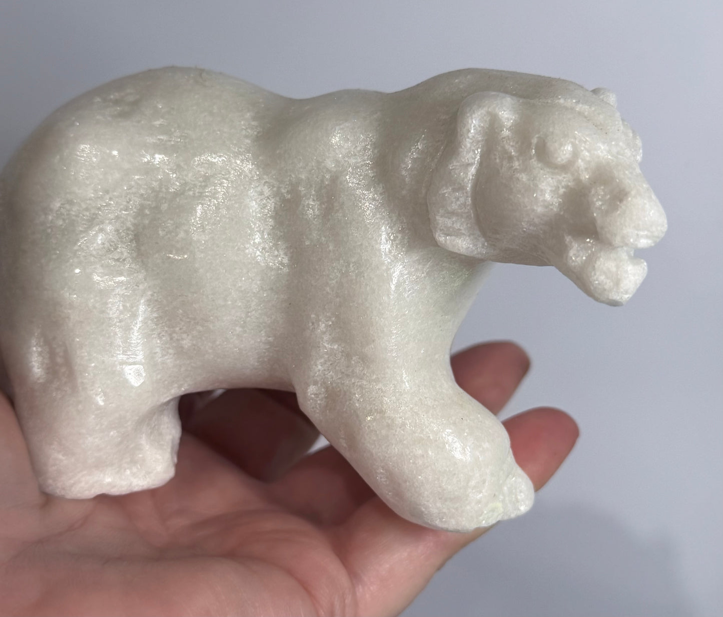 White Jade Polar Bear Crystal Carving – 13 cm | 547 g