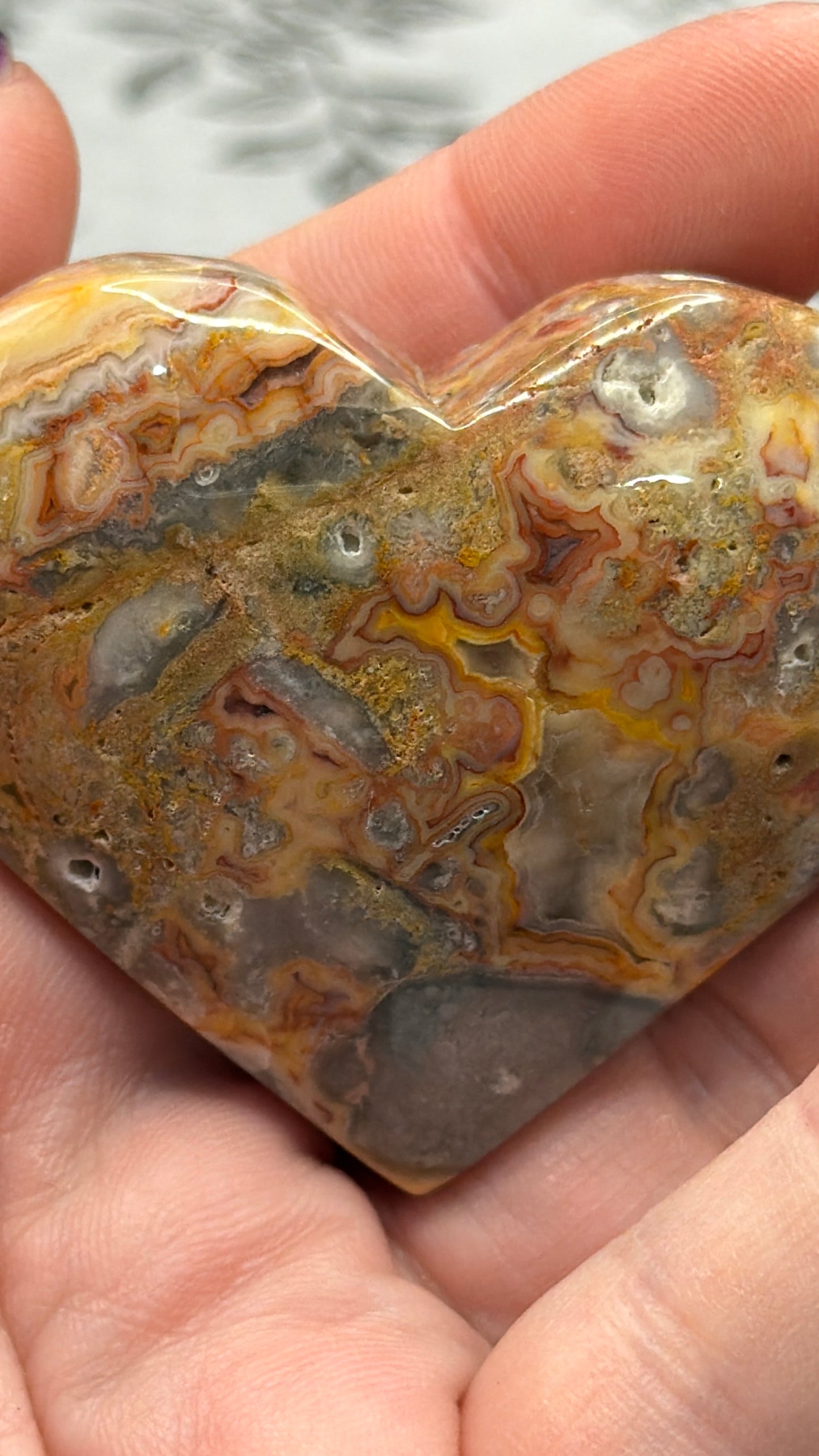 Crazy Lace Agate Heart – 75g | 5.5 x 4.7cm (Self-Standing)