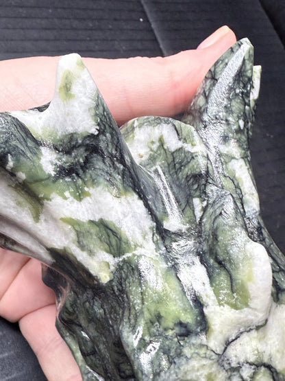 Serpentine Jade Dragon Head | 757g | 13 × 10cm