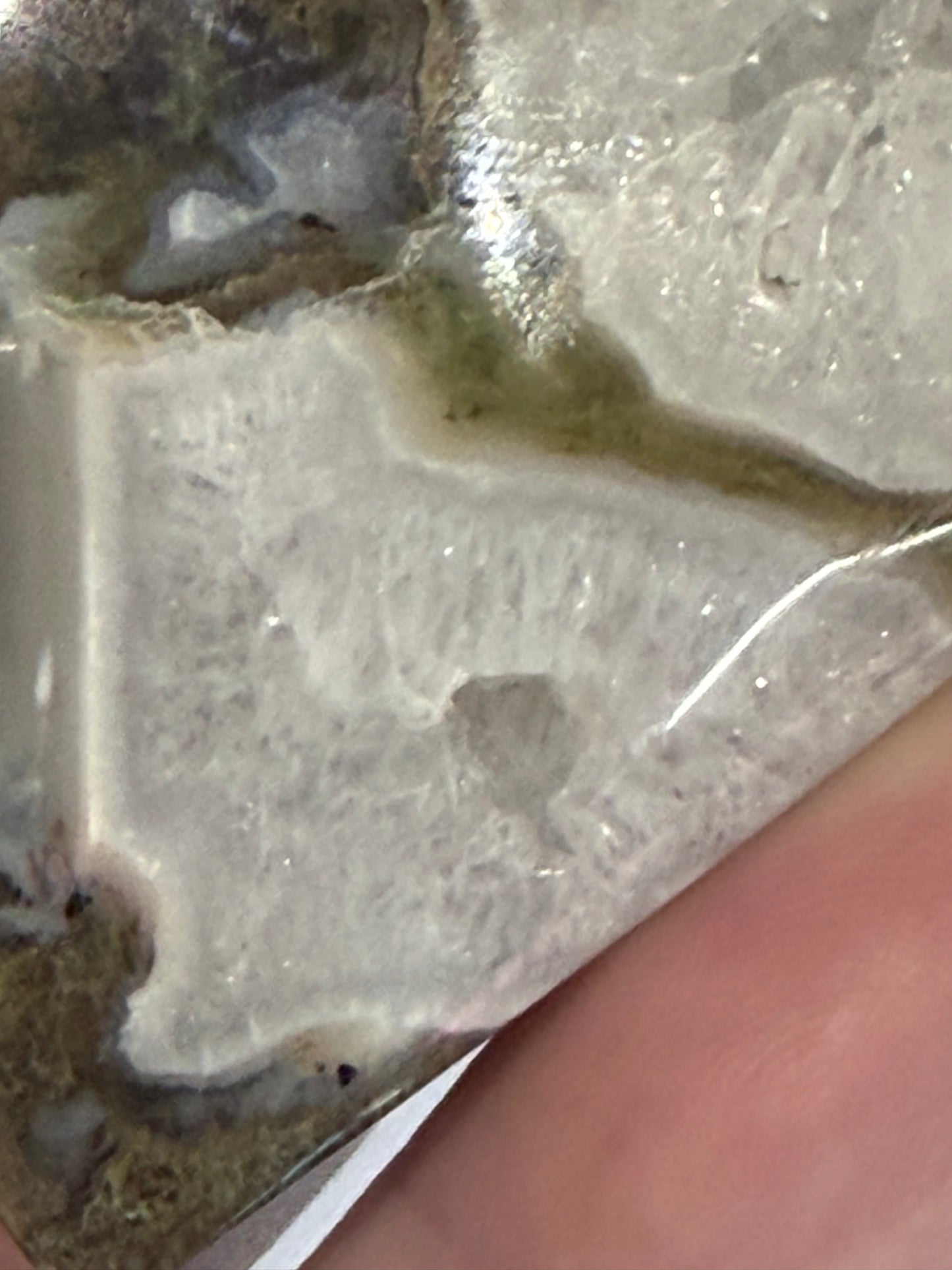 Moss Agate Druzy Heart – Self Standing C - 5.6cm