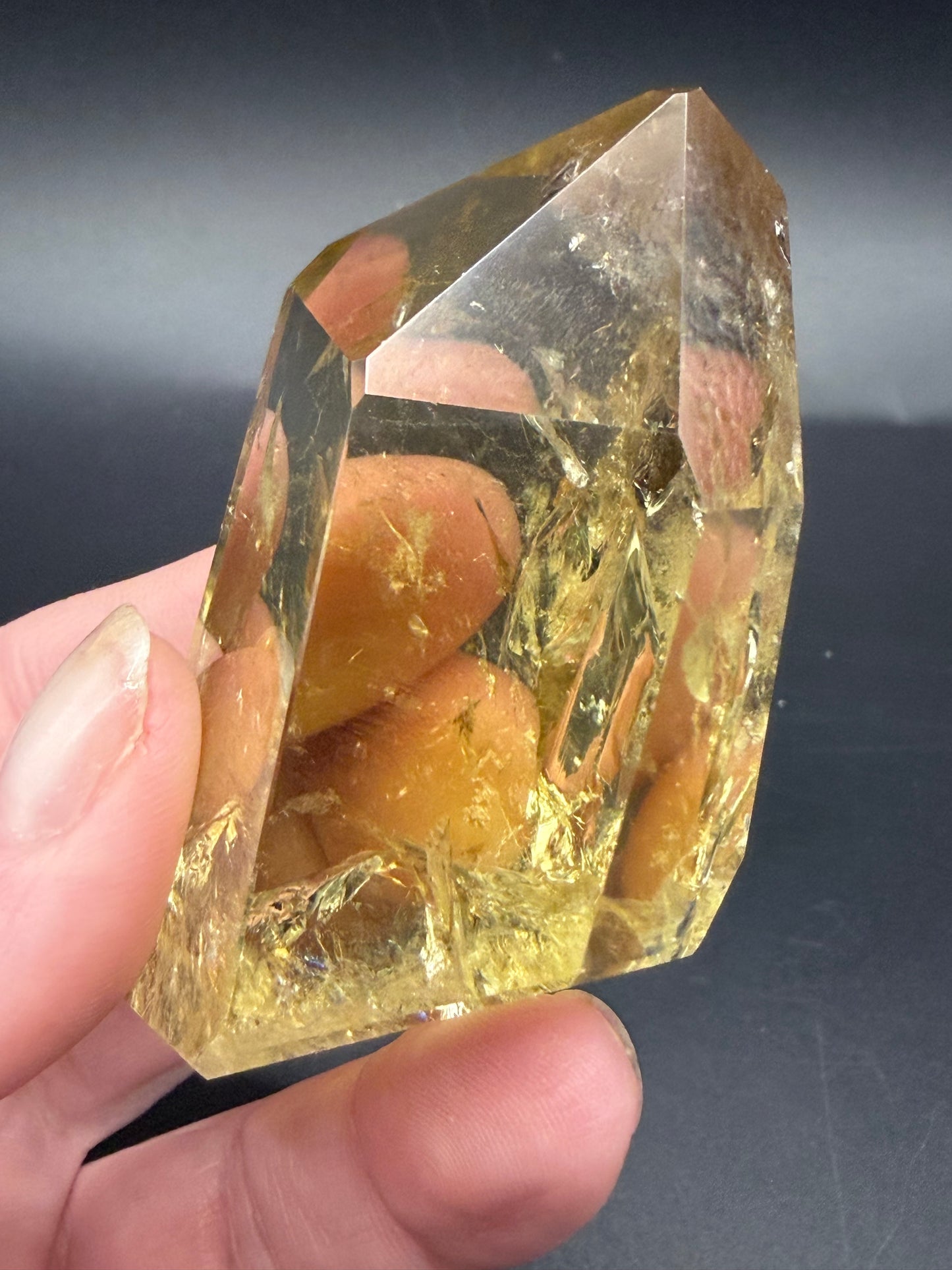 Golden Citrine Point Freeform – High Clarity with Rainbow Inclusions