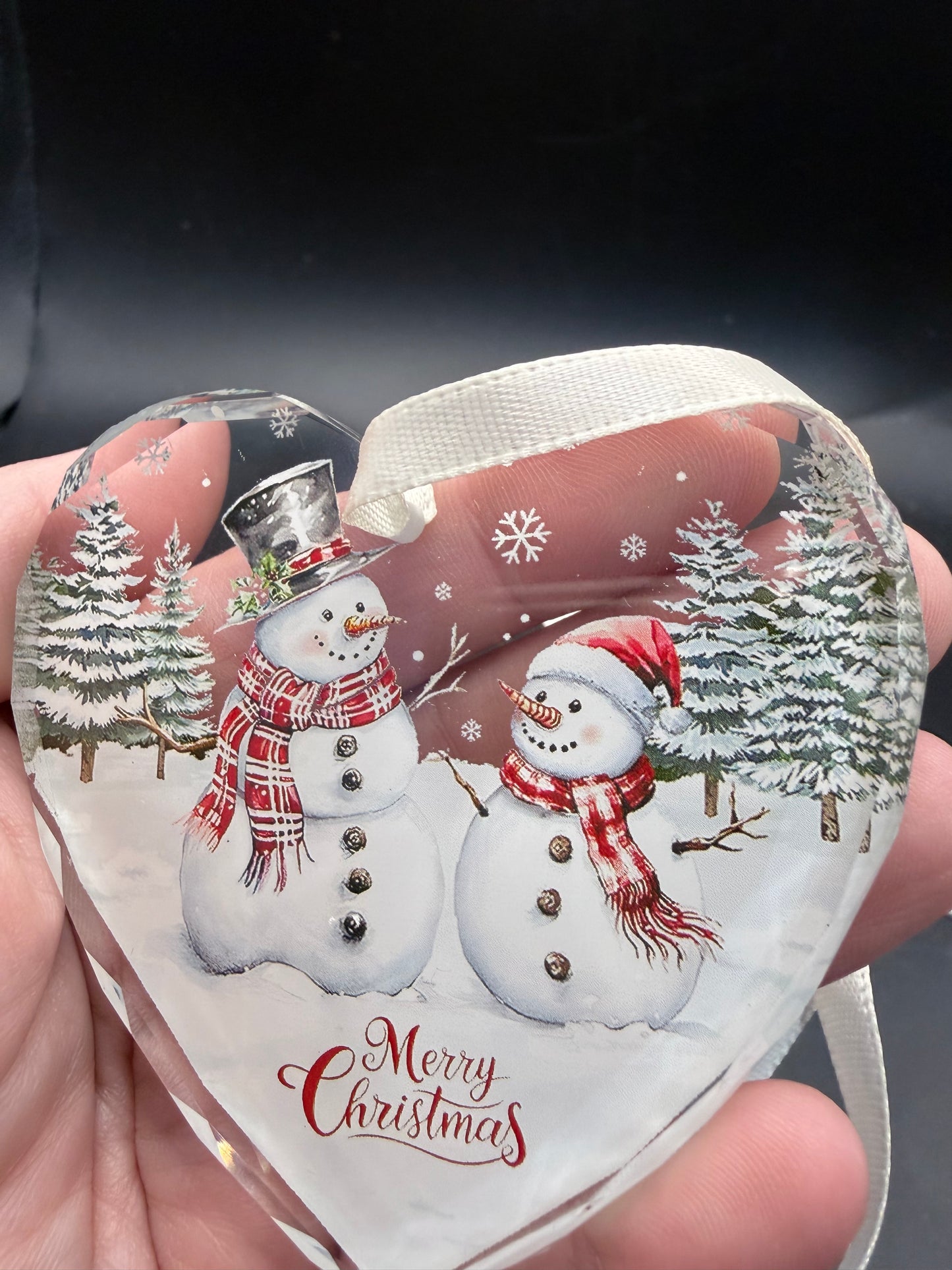 Glass Heart Ornament – Snowman Christmas Scene