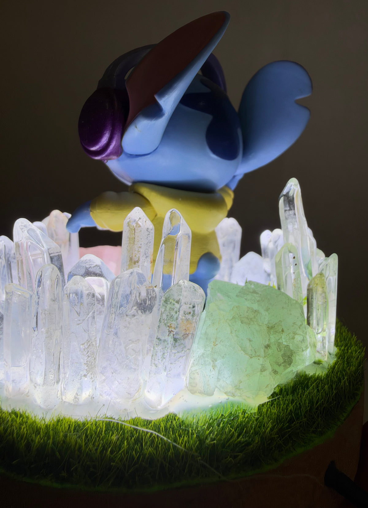 DJ Stitch Crystal Garden USB Lamp