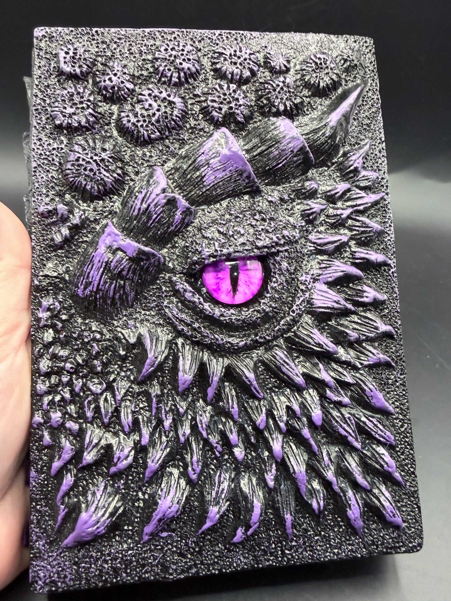 Tanokay 3D Dragon Eye Sculpture Journal