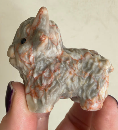 Highland Cow Red Vein Jasper Carving – 5–6 cm