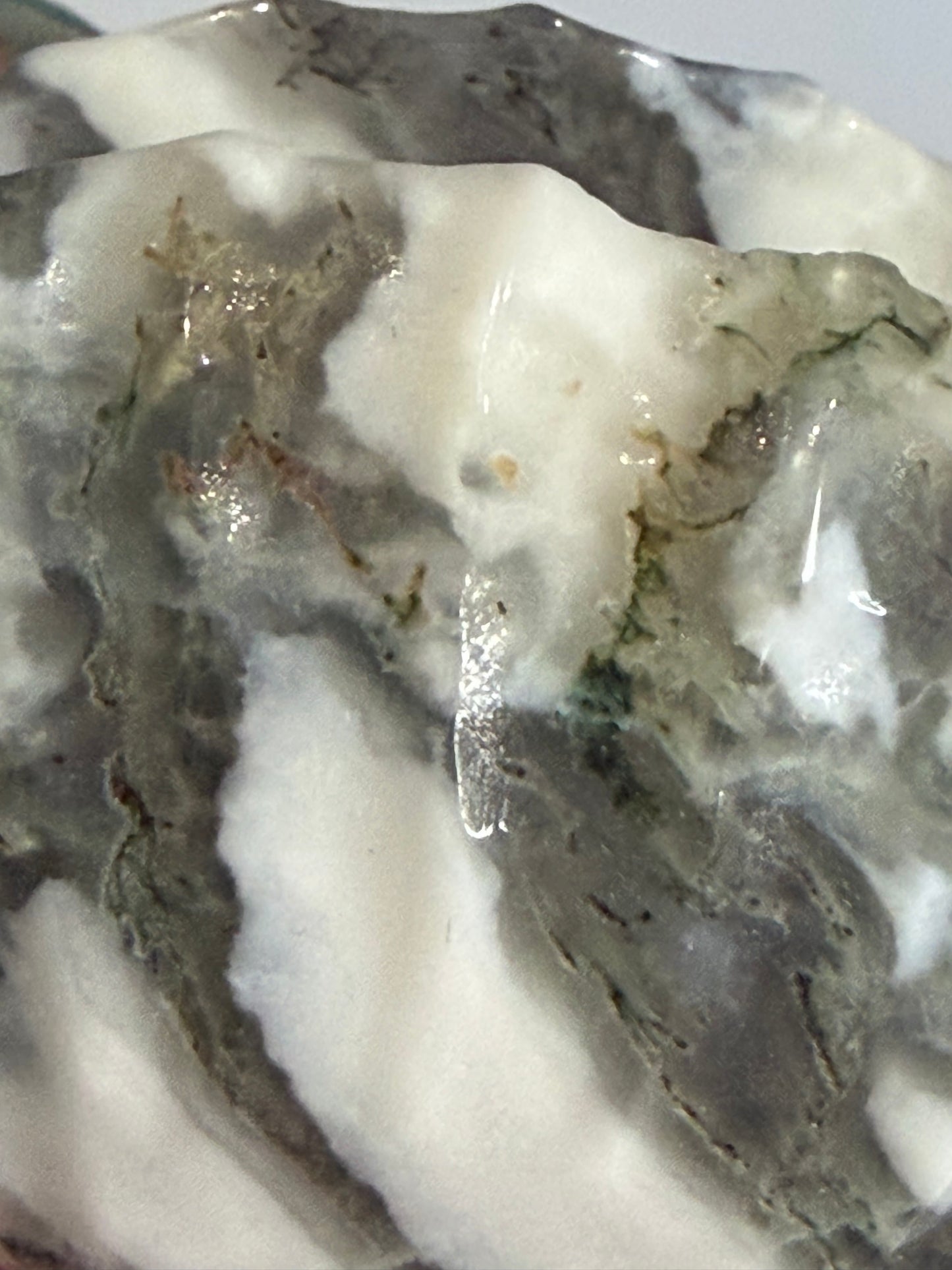Moss Agate Clam Shell –