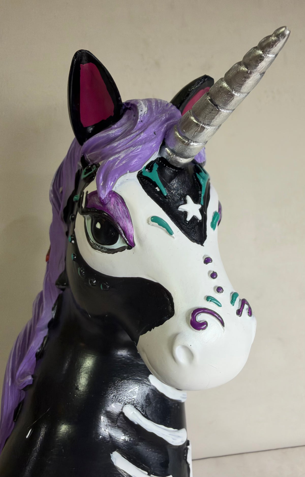 Sugarcorn Gothic Skeleton Unicorn Figurine – Nemesis Now – 22cm