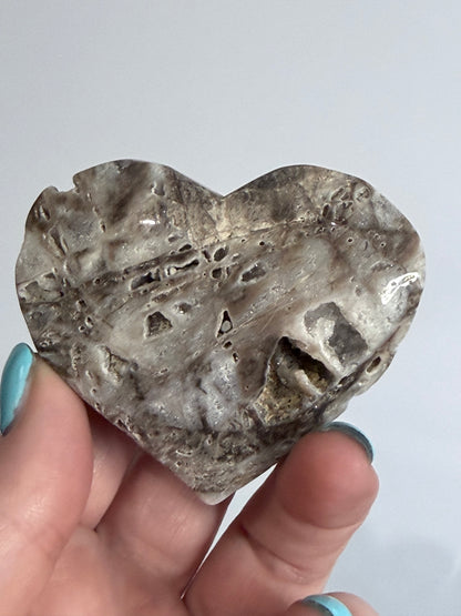 Sphalerite Free-Standing Heart – 100g A - 6.6cm