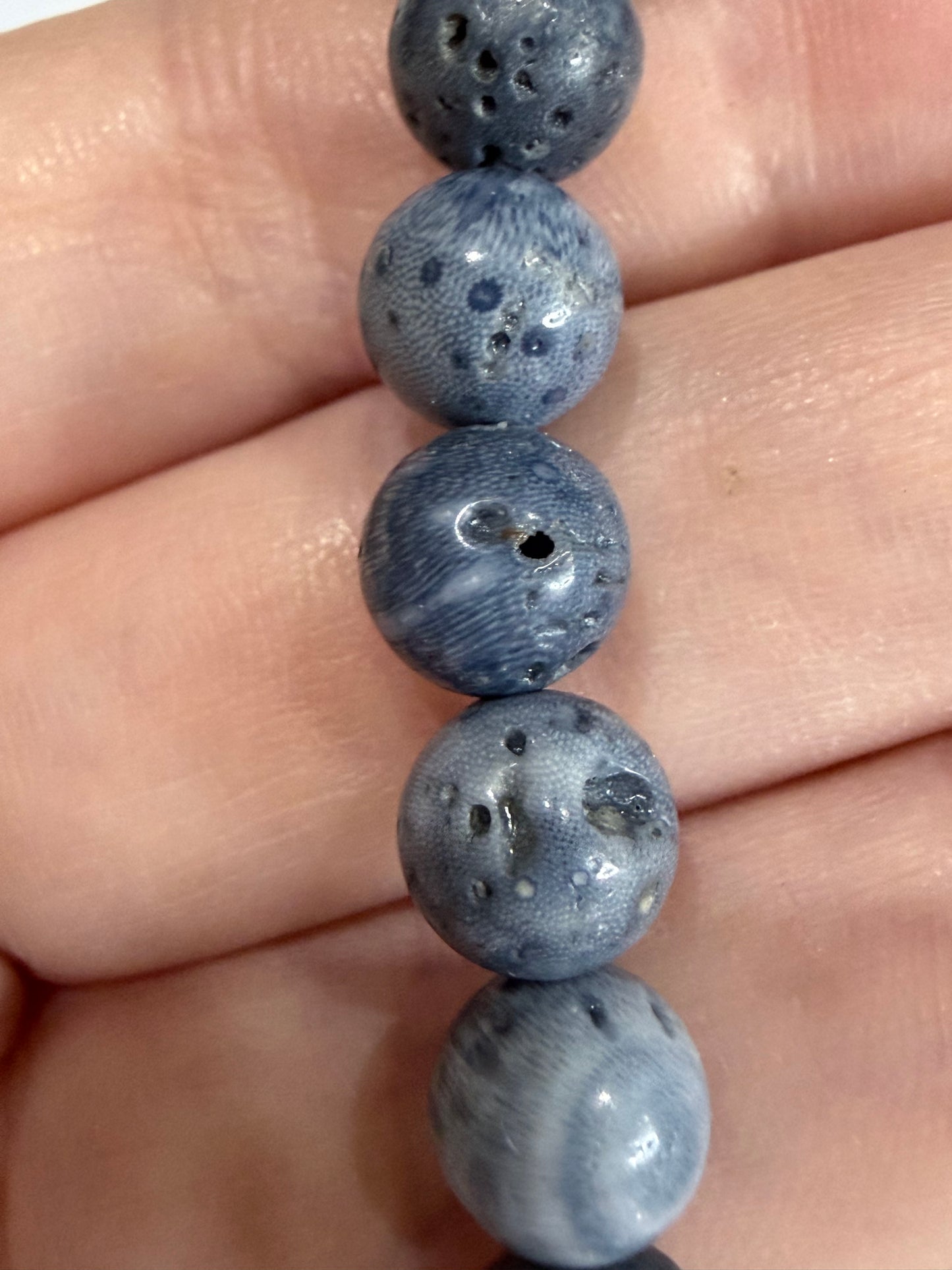 8mm Blue Fossil Coral Bracelet (Colour Enhanced) – Ocean Energy & Grounding