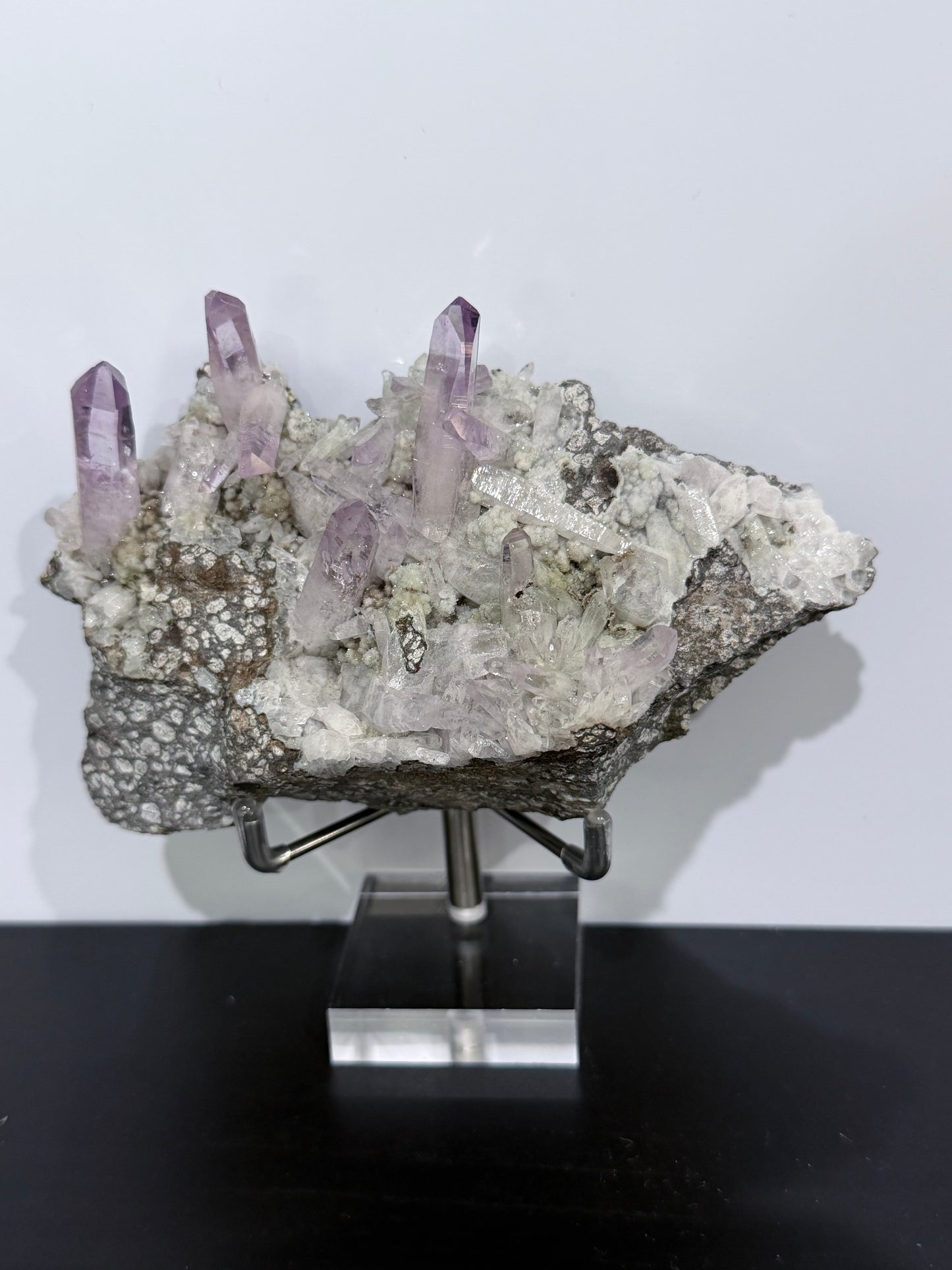 VERA CRUZ AMETHYST CLUSTER ON MATRIX — COLLECTOR PIECE 260g