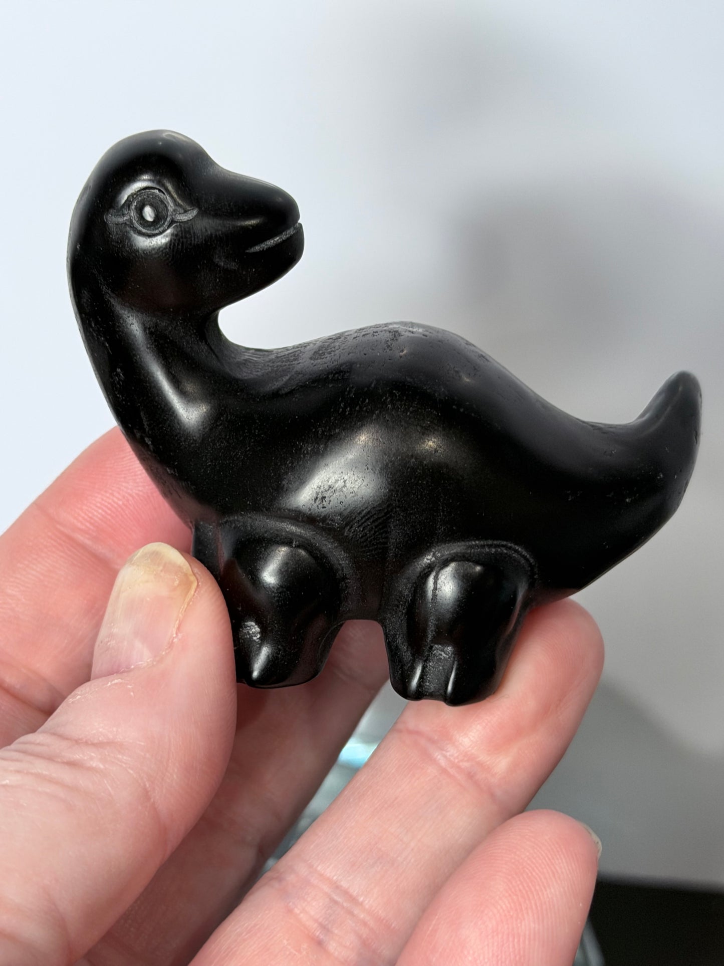 Black Obsidian Baby Brontosaurus Dinosaur Carving – 7cm