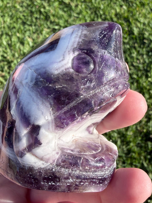 Dream Amethyst Shark Carving 6.4cm | 262g