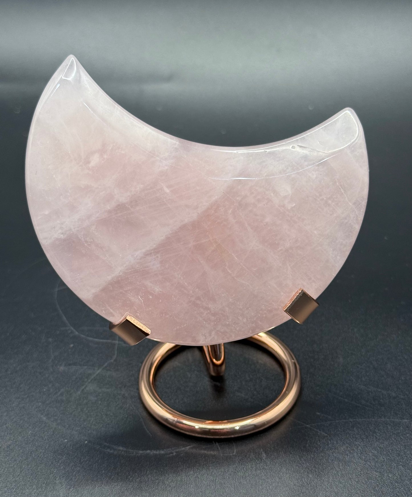 Rose Quartz Moon Carving with stand : 9.7x8.1cm 146g