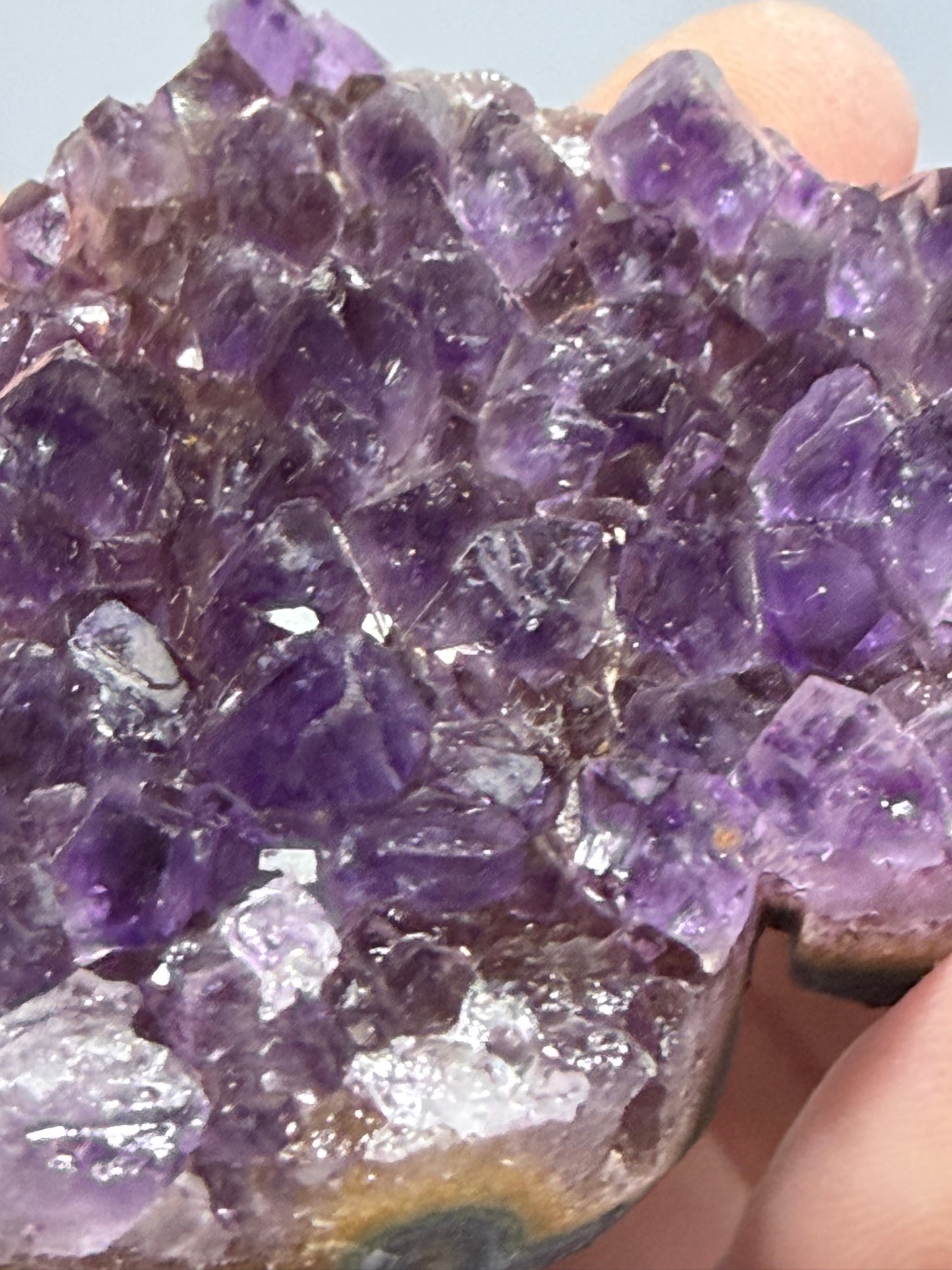 Amethyst Druzy Heart Cluster With Stand – 5.8cm (D)