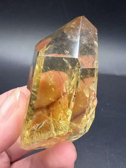 Golden Citrine Point Freeform – High Clarity with Rainbow Inclusions