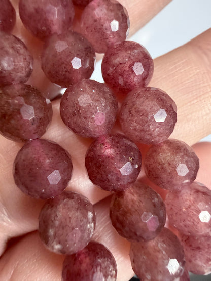 8mm Strawberry Quartz Faceted Bracelet

Love • Joy • Positive Energy