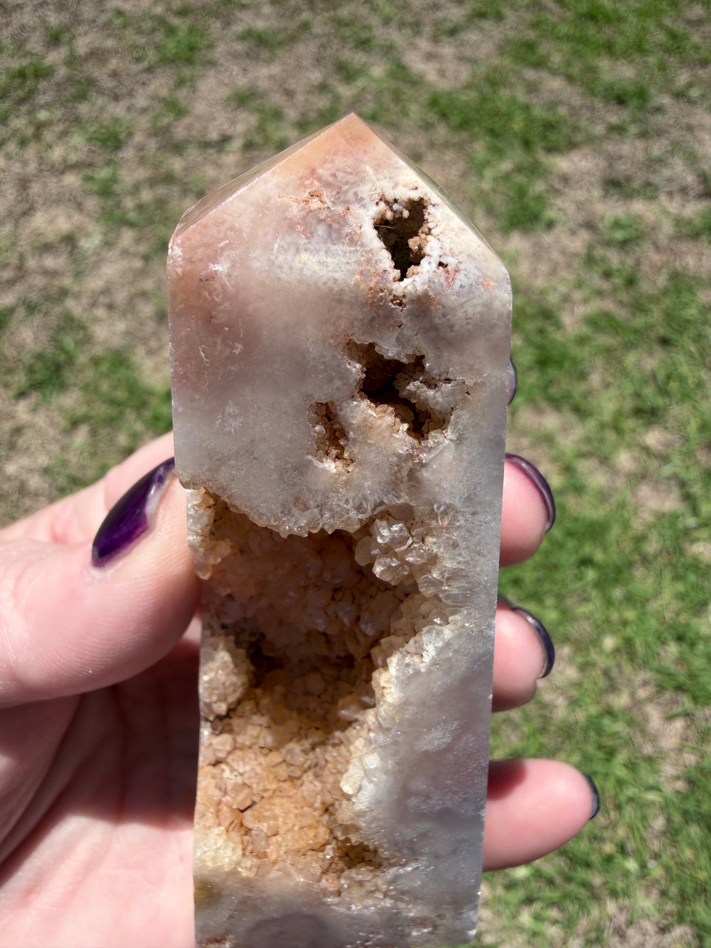 Flower Agate Druzy Tower 12 × 5 cm | 142 g