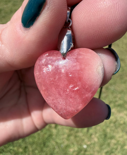 Rhodochrosite Heart Pendant Necklace – 50cm Rope Chain (Gift Box Included)