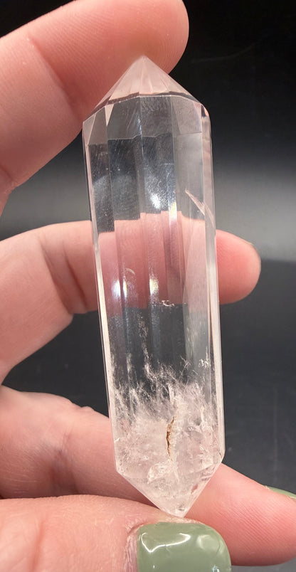 Clear Quartz Vogel Wand – 43 g | 7.3 × 2 cm