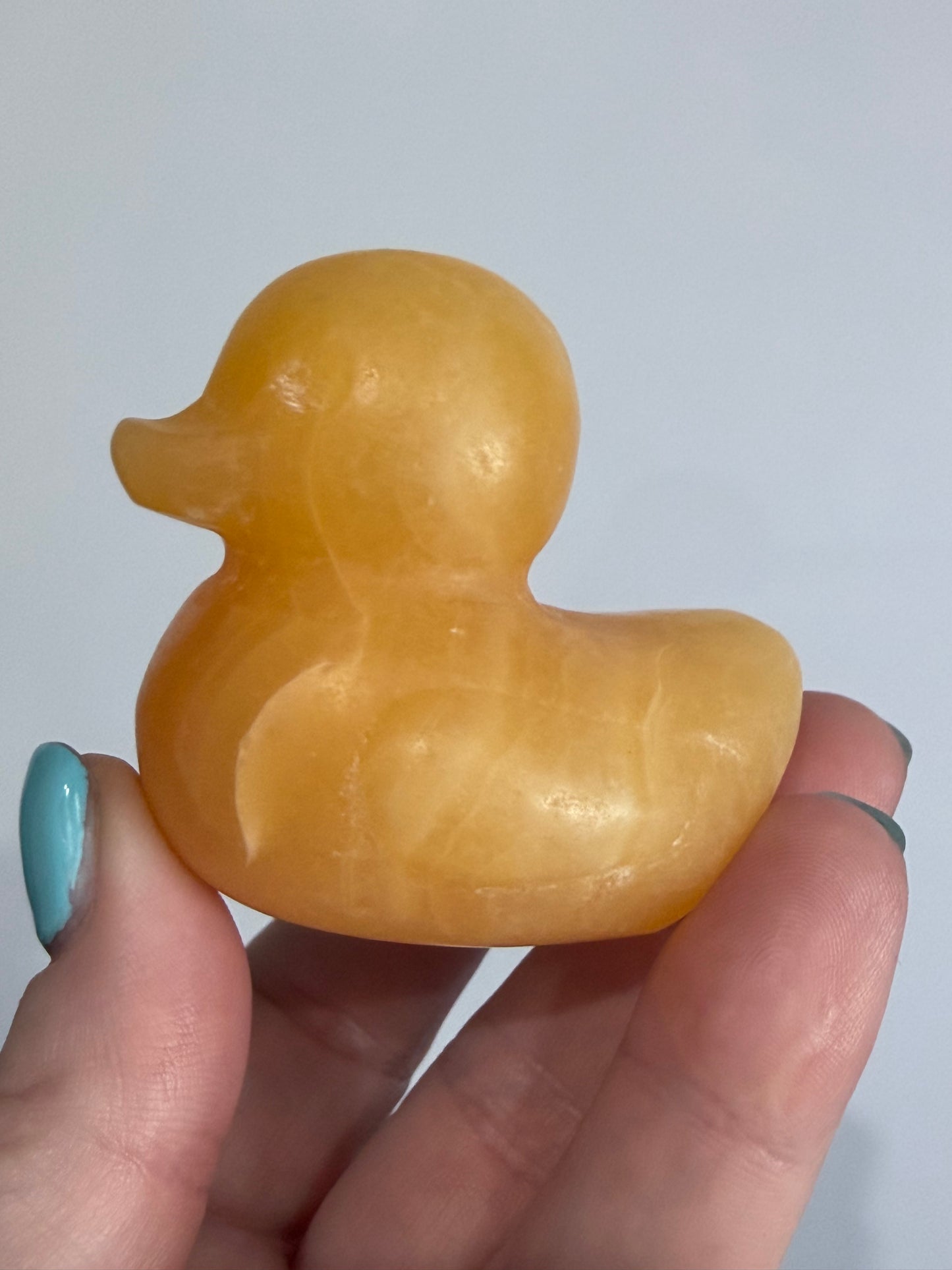 Orange Calcite Duck Carving – 150g 5.5cm