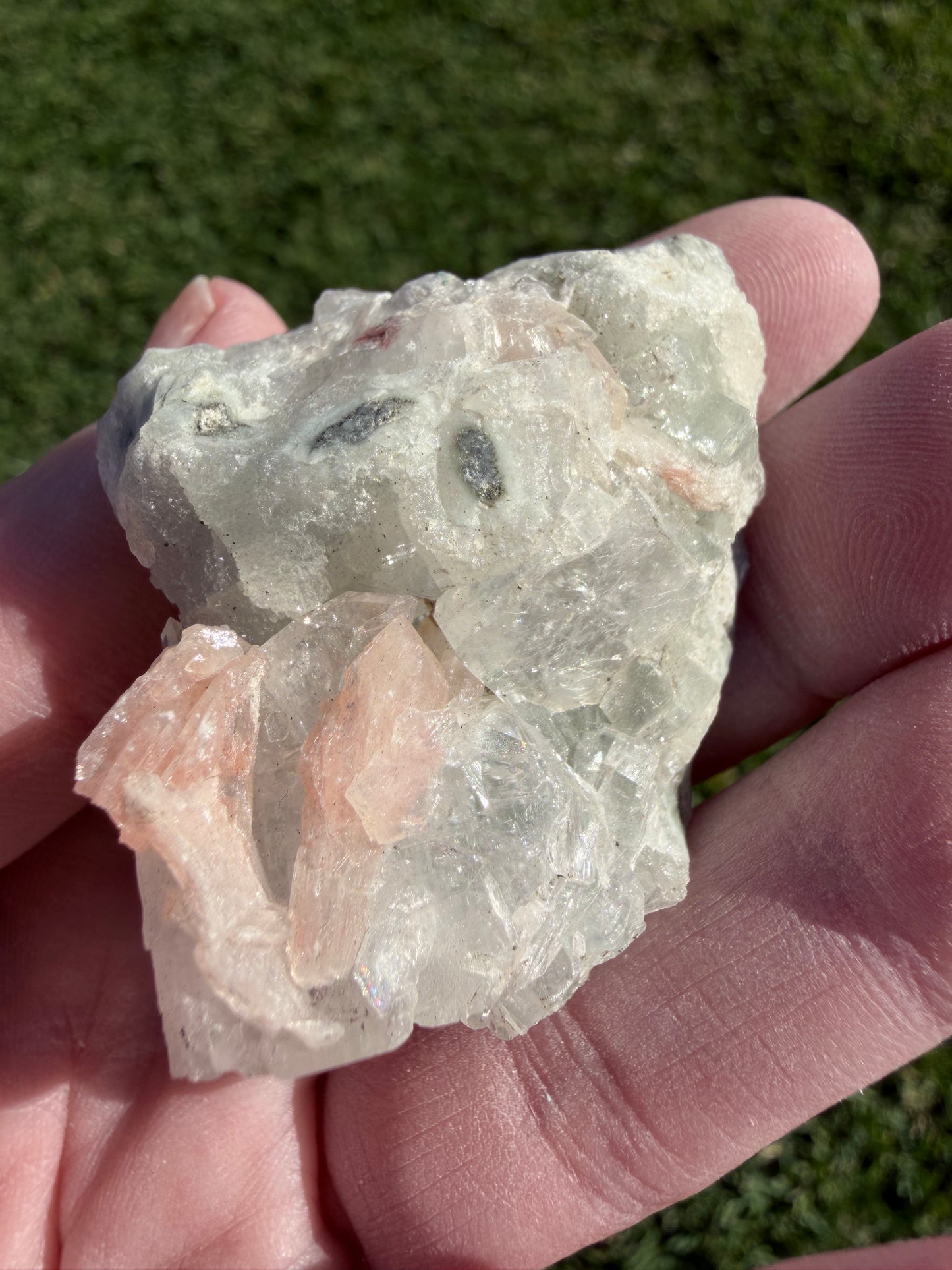 Jalgaon Apophyllite Cluster with Peach Stilbite, Heulandite & Chalcedony – India