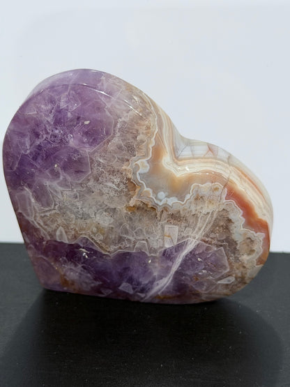 Amethyst & Banded Agate Heart 104g | 6.4 × 5.7 cm | Self-Standing H