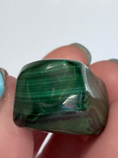 Malachite Polished Tumble Stone – Natural Banded Patterns C -
