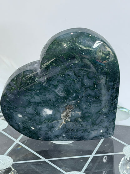 Moss Agate Heart – 130g A - 7.2cm