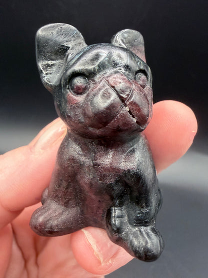 Garnet French Bulldog Carving – 5 cm
