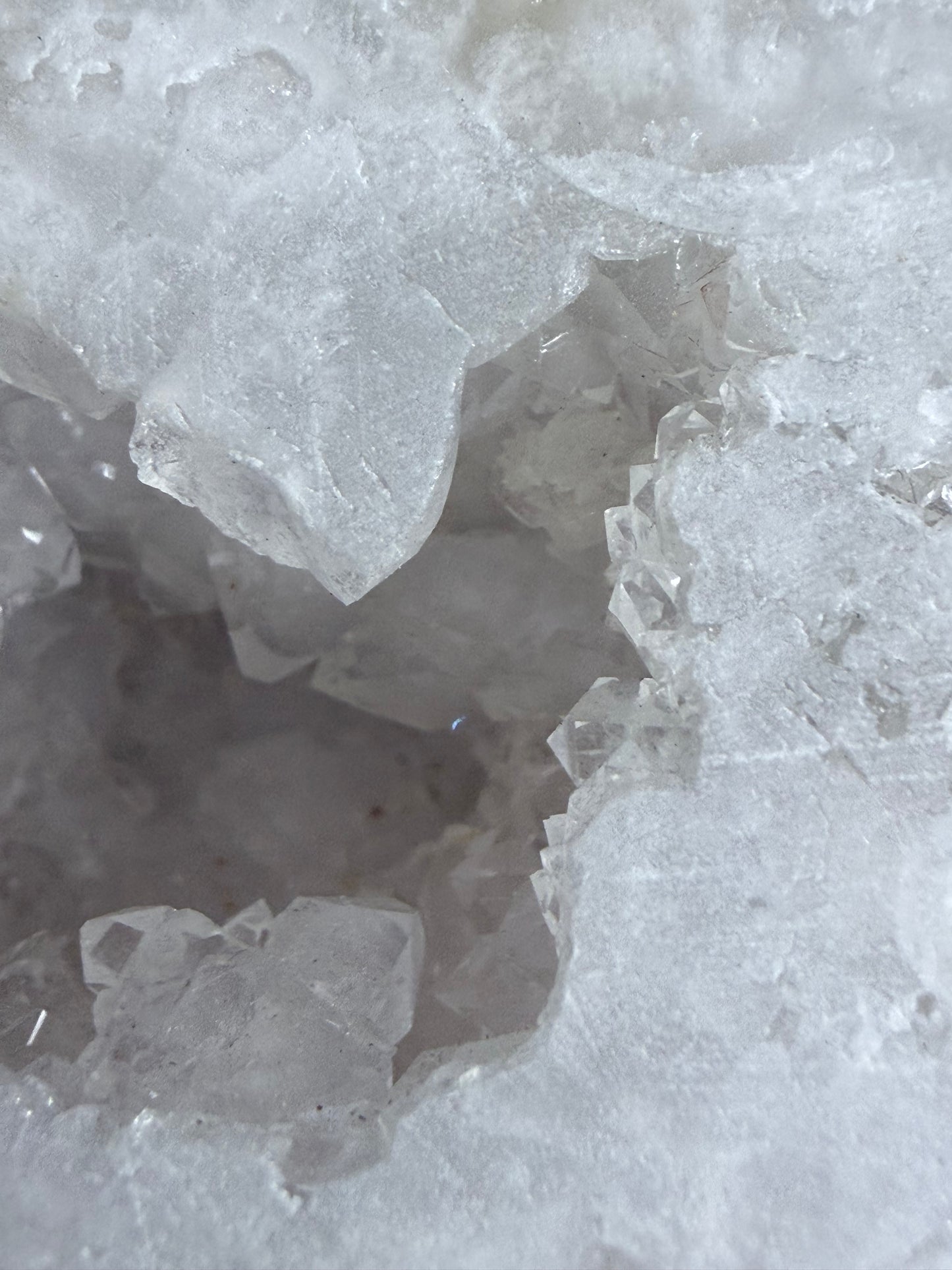 Quartz Druzy Geode Heart Free Standing