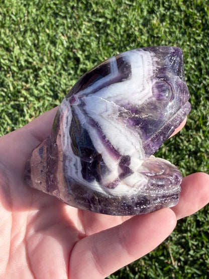 Dream Amethyst Shark Carving 6.4cm | 262g