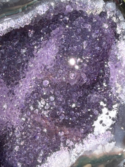 Brazilian Amethyst Druzy Cave Geode – 954g F