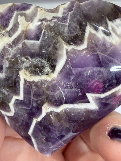 Chevron Amethyst Heart – Free Standing A