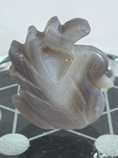 Druzy Agate Swan Carving – Self Standing (5.5 cm)