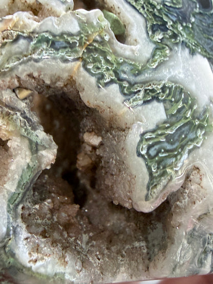 Moss Agate Druzy Skull – 8cm 277g