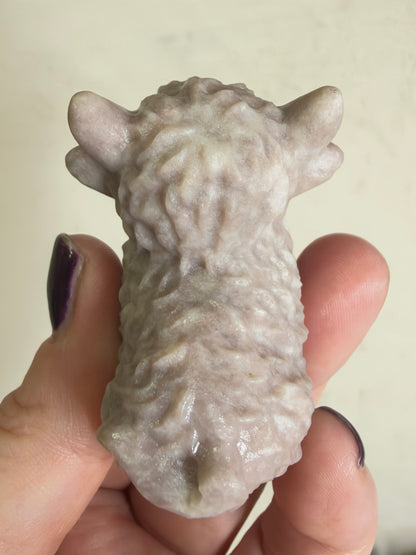 Blush Pink & Cream Highland Cow Carving – 5–6 cm