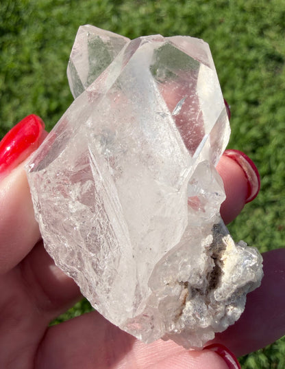 Clear Quartz Twin Cluster – 60g