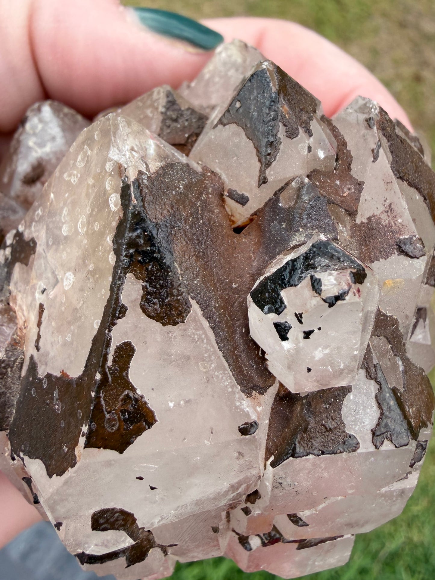 Hematoid Clear Quartz Cluster (Iron-Stained Quartz) – 222g | 6.2 × 5cm