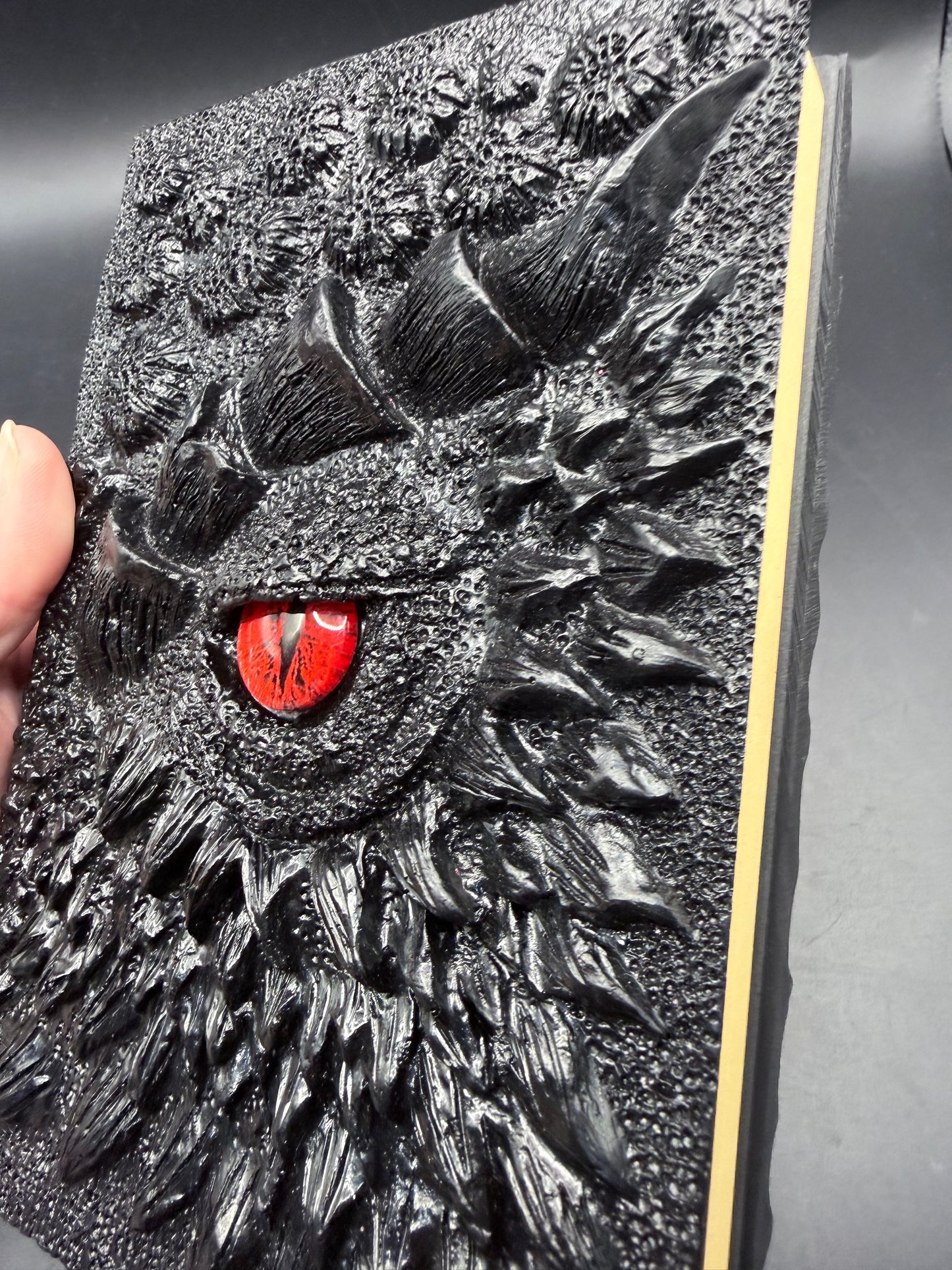 Tanokay 3D Dragon Eye Sculpture Journal