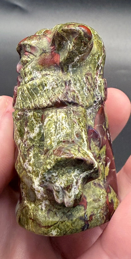 Dragons Blood Stone Baby Yoda – 5.7cm | 150g - Crystal wonderland By Lisa