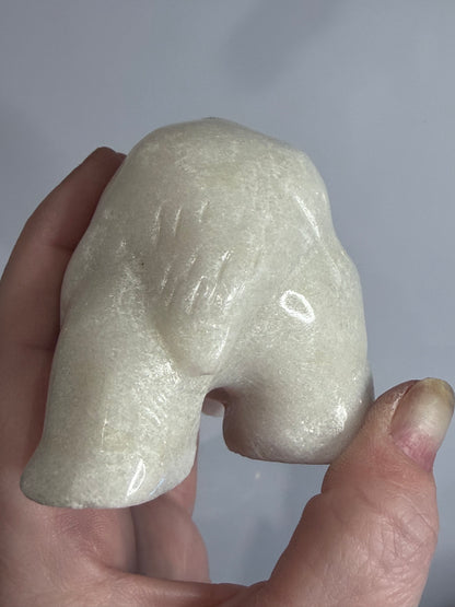 White Jade Polar Bear Crystal Carving – 13 cm | 547 g