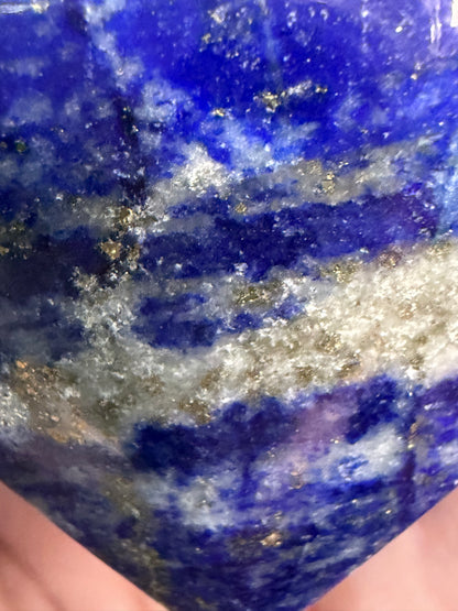 Lapis Lazuli Self-Standing Heart B